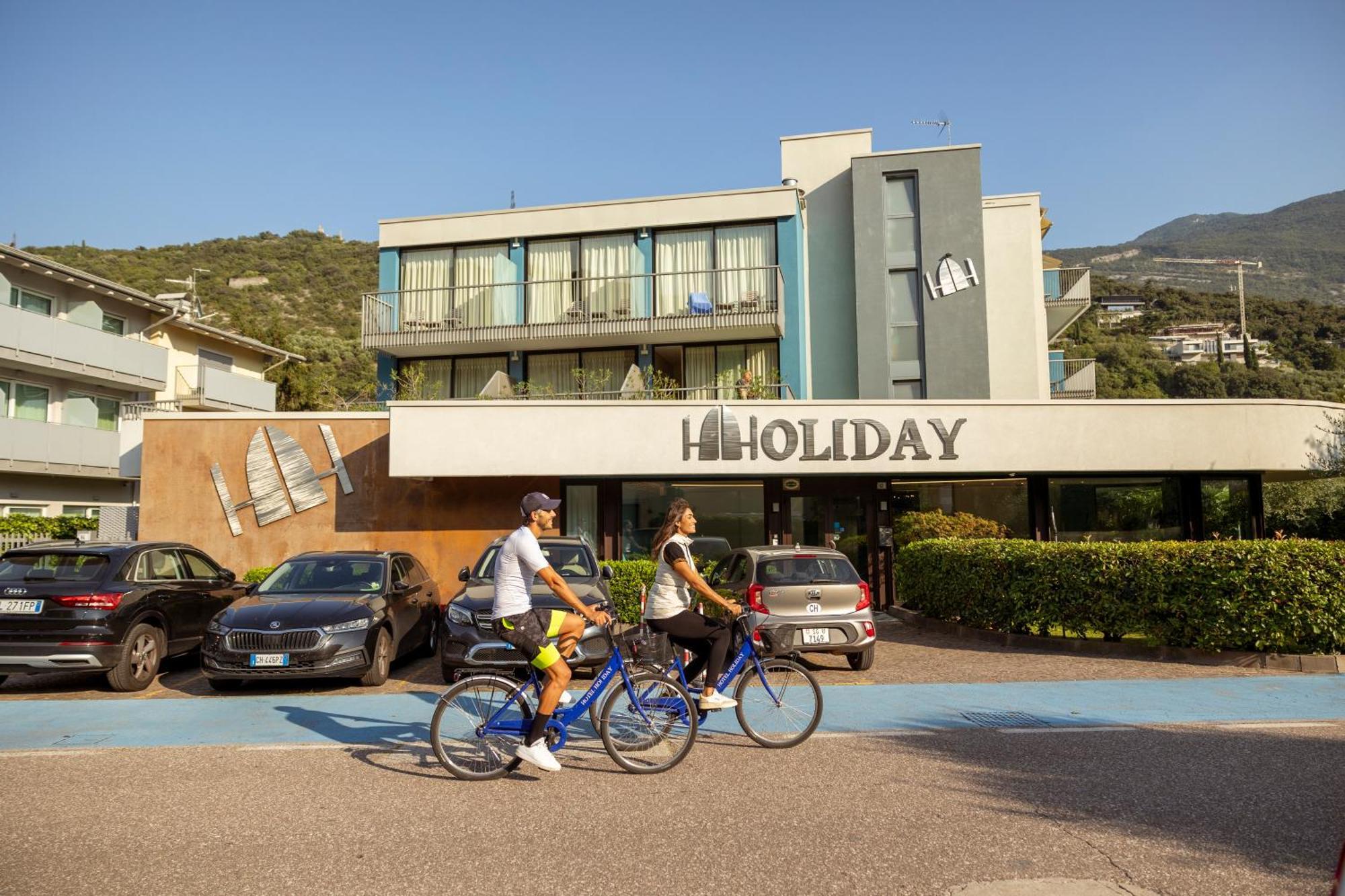 Hotel Holiday Sport & Relax Torbole Sul Garda Zewnętrze zdjęcie