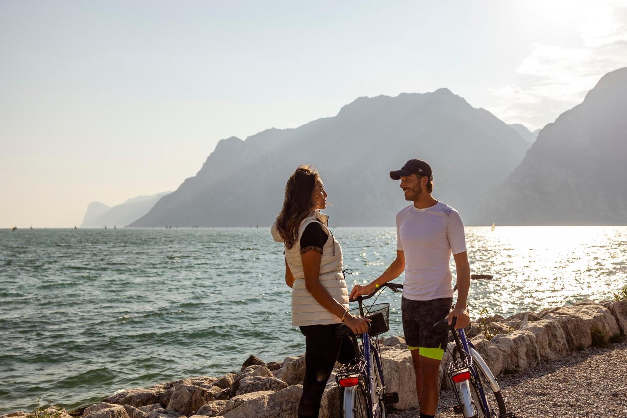 Hotel Holiday Sport & Relax Torbole Sul Garda Zewnętrze zdjęcie