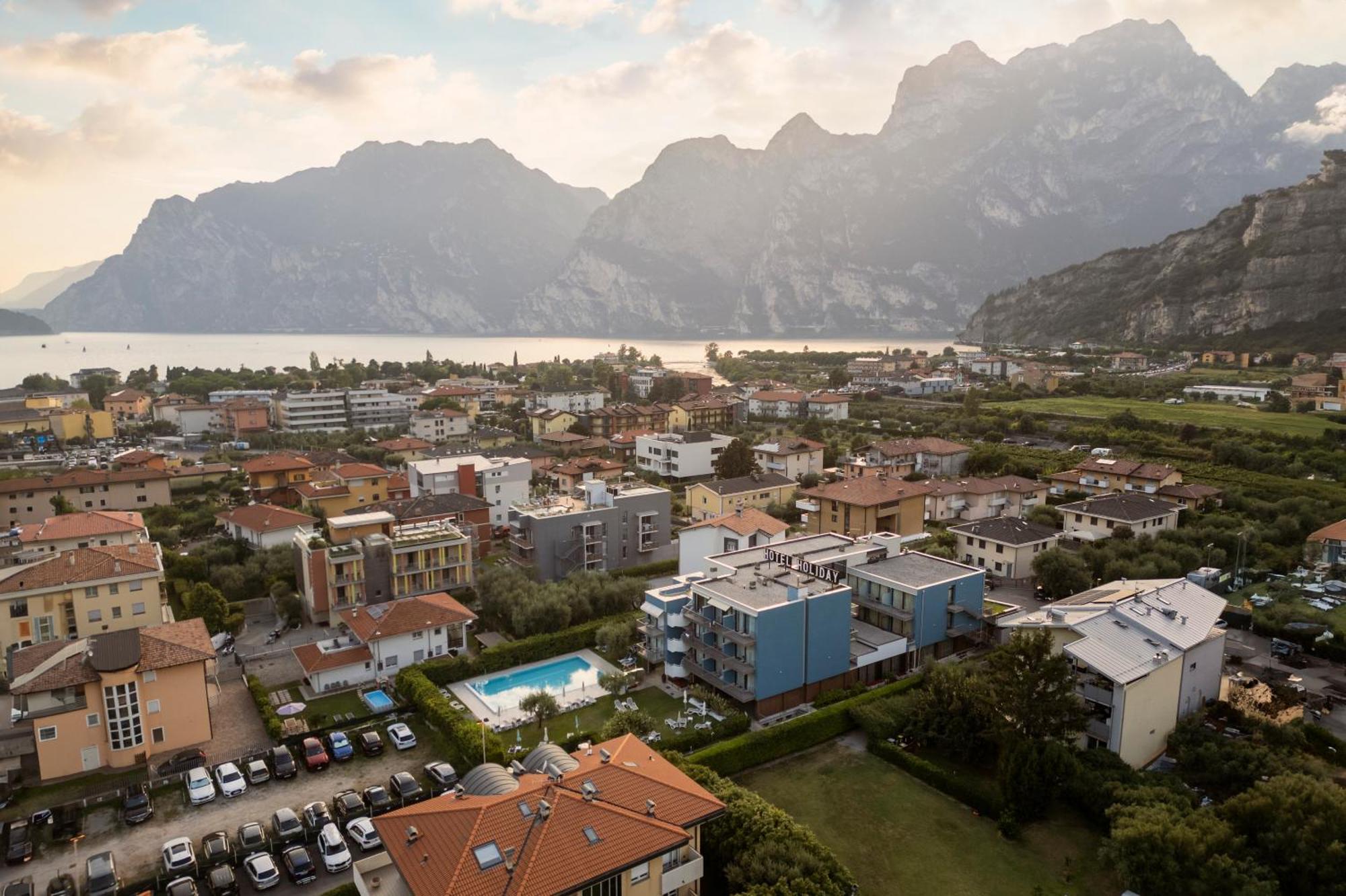 Hotel Holiday Sport & Relax Torbole Sul Garda Zewnętrze zdjęcie