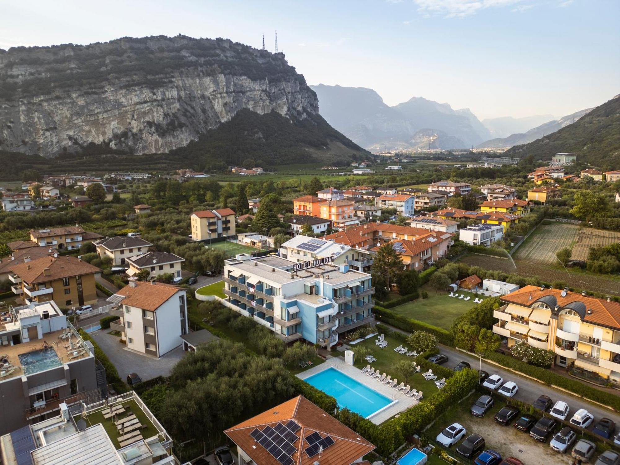 Hotel Holiday Sport & Relax Torbole Sul Garda Zewnętrze zdjęcie