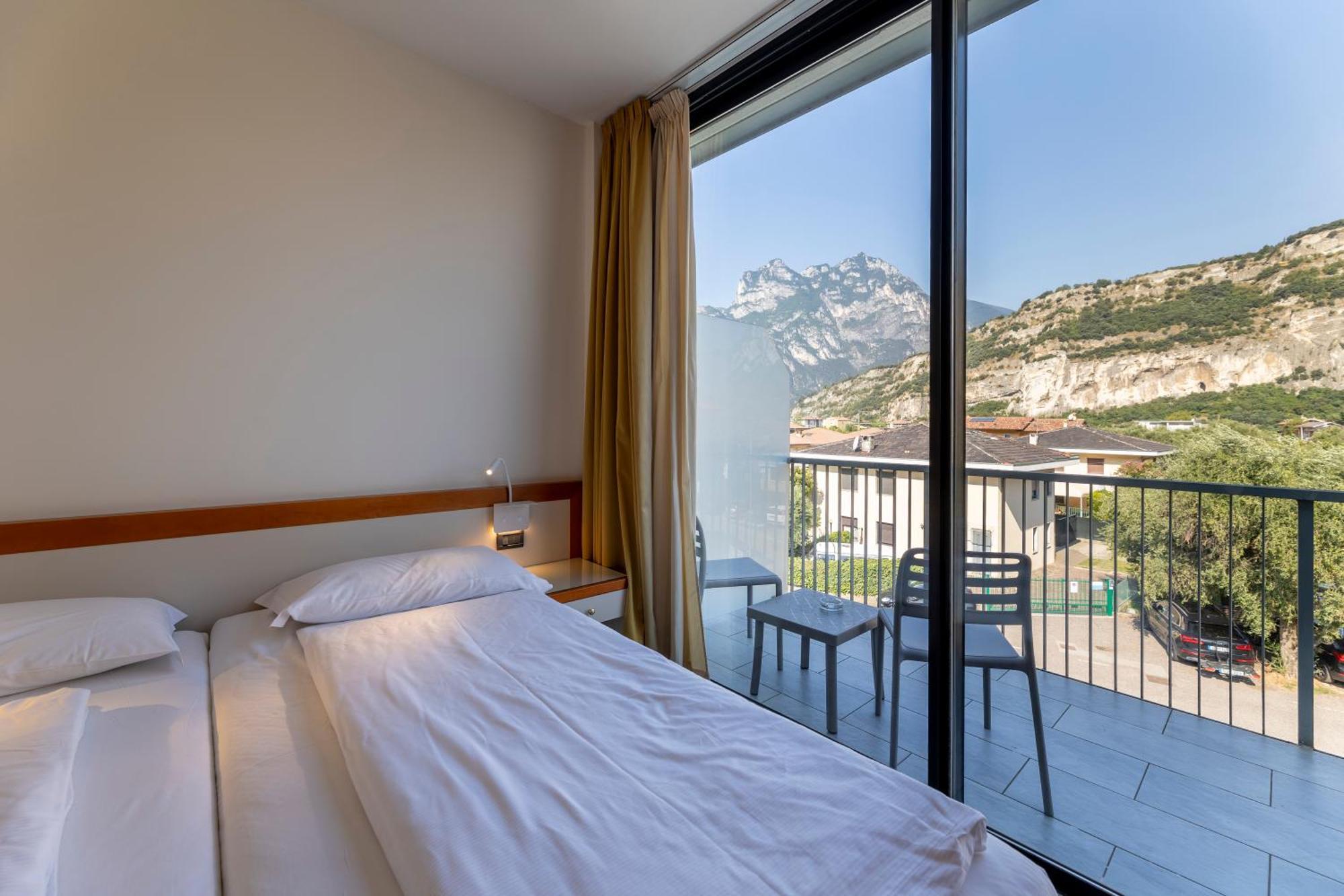 Hotel Holiday Sport & Relax Torbole Sul Garda Zewnętrze zdjęcie