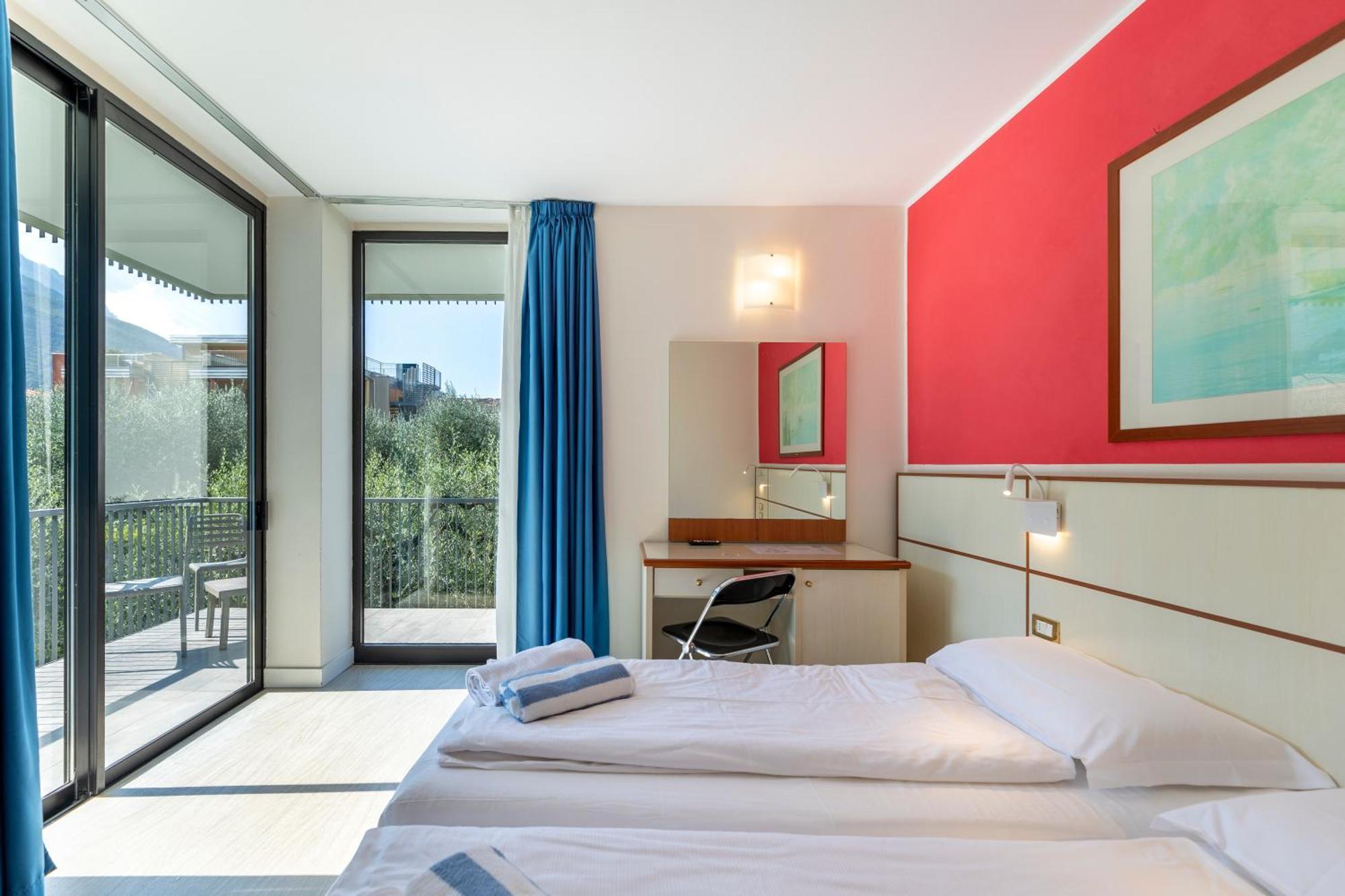 Hotel Holiday Sport & Relax Torbole Sul Garda Zewnętrze zdjęcie